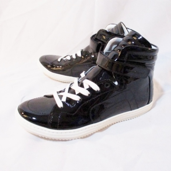 NEW PIERRE HARDY PATENT BLACK Sneaker